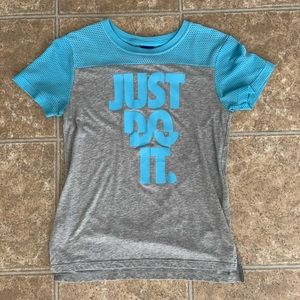 Nike tee shirt